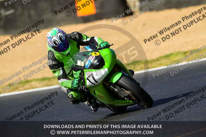 brands hatch photographs;brands no limits trackday;cadwell trackday photographs;enduro digital images;event digital images;eventdigitalimages;no limits trackdays;peter wileman photography;racing digital images;trackday digital images;trackday photos